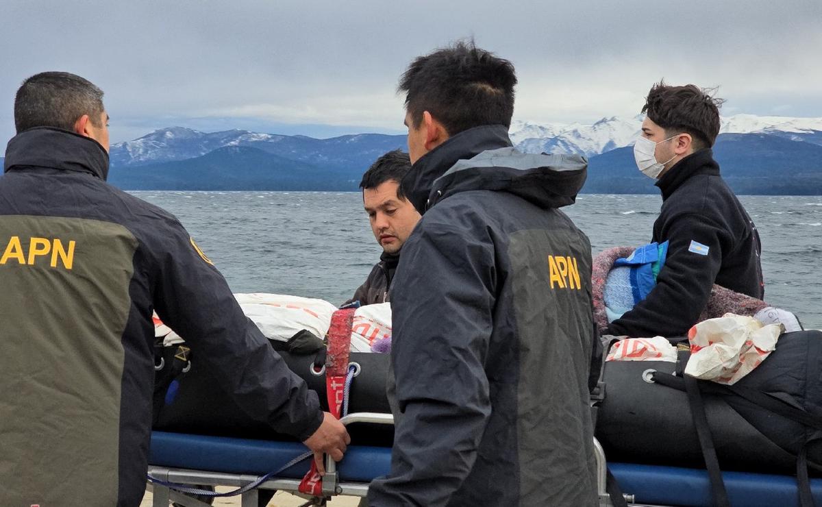 FOTO: Rescataron a un cordobés tras la avalancha en el Cerro López, en Bariloche.