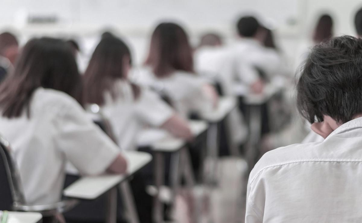 FOTO: Muchos alumnos están agotados por la doble jornada.