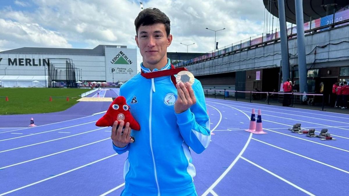 FOTO: Fernando Vázquez sumó otra medalla de bronce en los Paralímpicos de París 2024