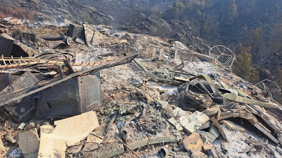 FOTO: El fuego devoró por completo una casa en El Durazno.